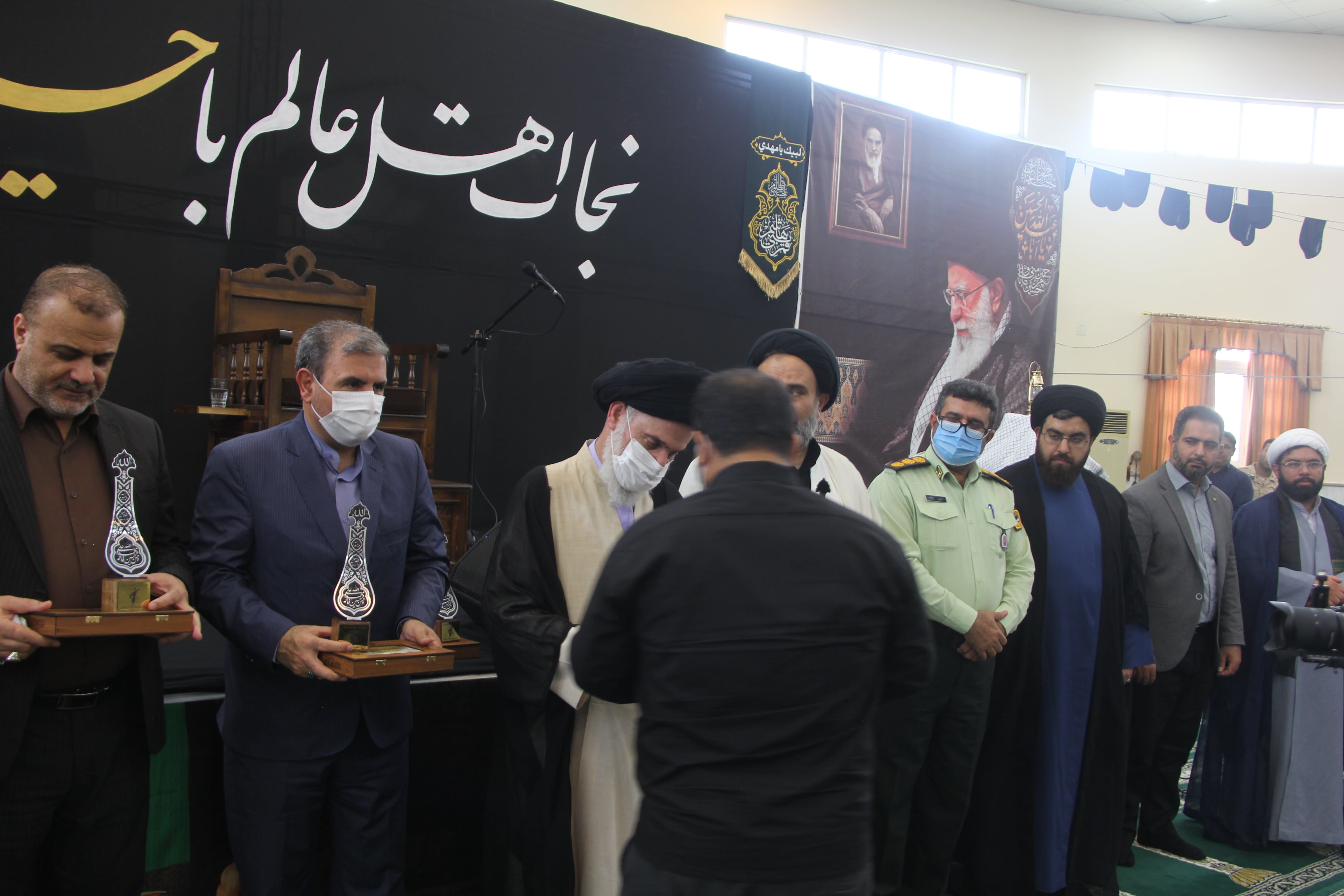مراسم تجلیل از پیرغلامان حسینی عسلویه