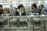 بازدید رهبر معظم انقلاب اسلامی از نمایشگاه توانمندی های صنعت نفت و گاز