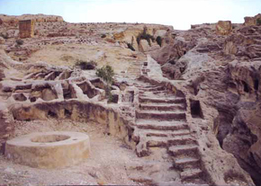 مستند سفر به سرزمین آب و آتش بر روی آنتن شبکه دو