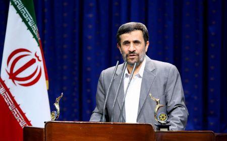 عزت ایران و خلیج فارس مرهون ایستادگی و مقاومت مردم بوشهر است