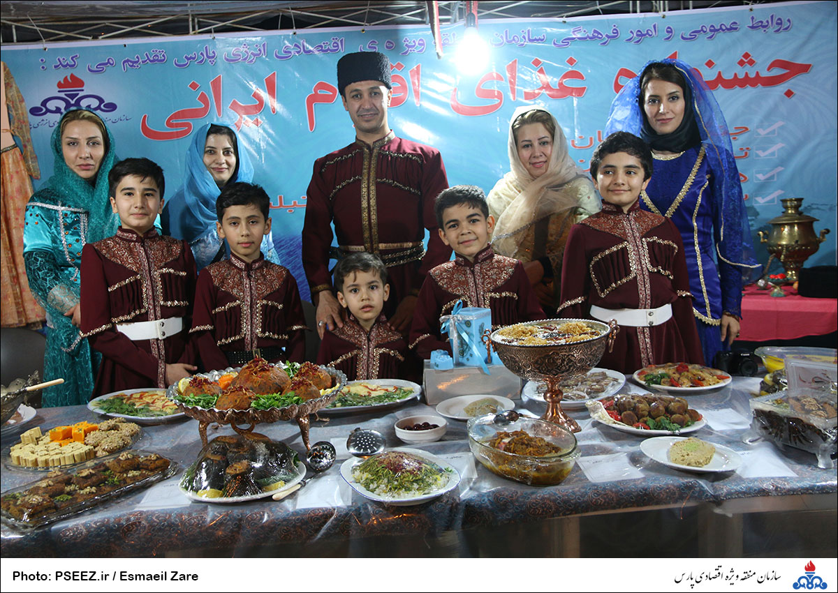 // گزارش تصویری // 1
نخستین جشنواره اقوام ایرانی در پایتخت انرژی کشور
