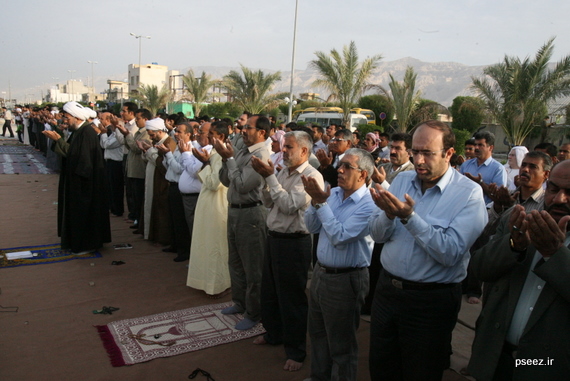 نماز عید قربان در عسلویه برگزار شد