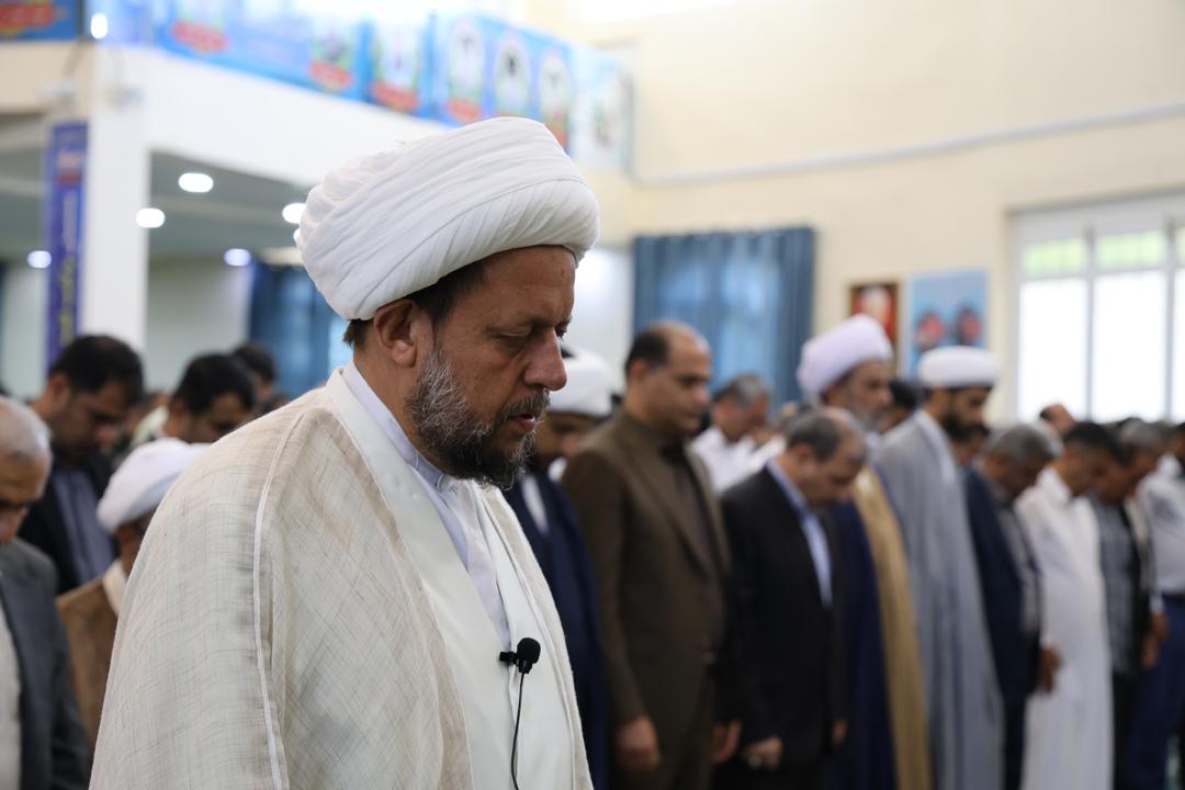 مدیرعامل و کارکنان سازمان منطقه ویژه پارس در نماز عید فطر شرکت کردند/ دیدار عیدانه اسدی با مسئولینِ عسلویه و نخل تقی