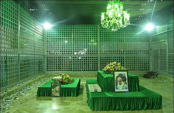 تجدید میثاق مدیران و کارکنان صنعت نفت با آرمان های امام راحل(ره)