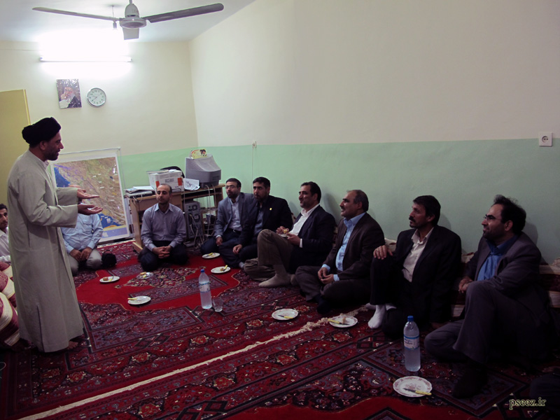 دیدار با  <strong class='sis-keyword'>امام جمعه</strong> دیر