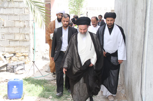 بازدید  <strong class='sis-keyword'>آیت الله حسینی بوشهری</strong> از روستای درویشی