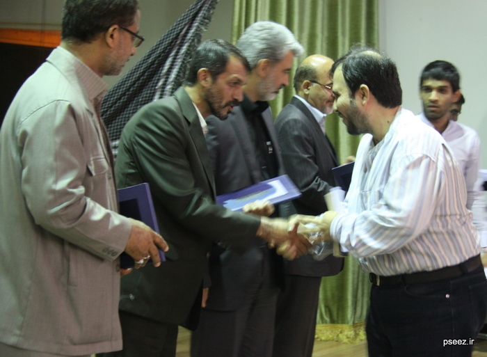 چهارمین گردهمایی  <strong class='sis-keyword'>ایثارگران</strong> منطقه ویژه پارس