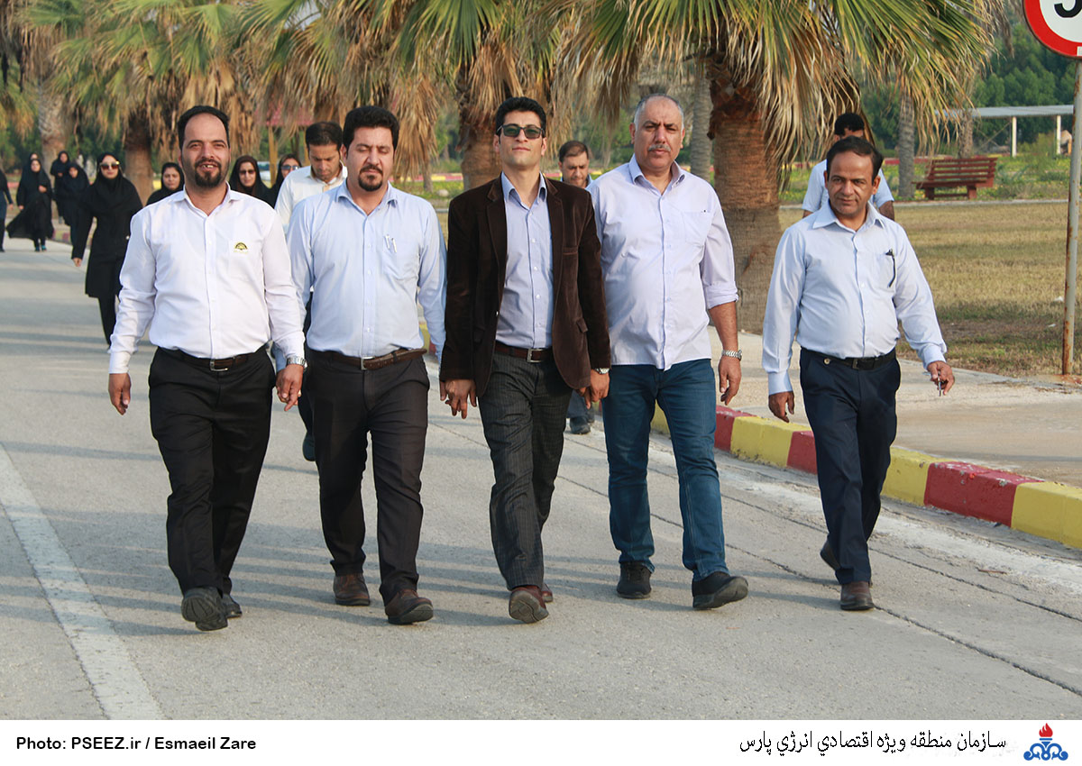 پیاده روی در ساحل 20