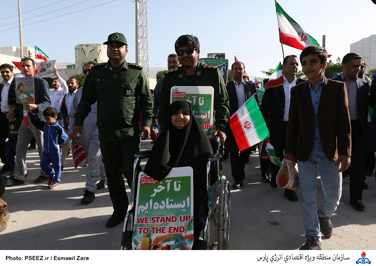 راهپیمایی بیست ودوم بهمن ماه 13