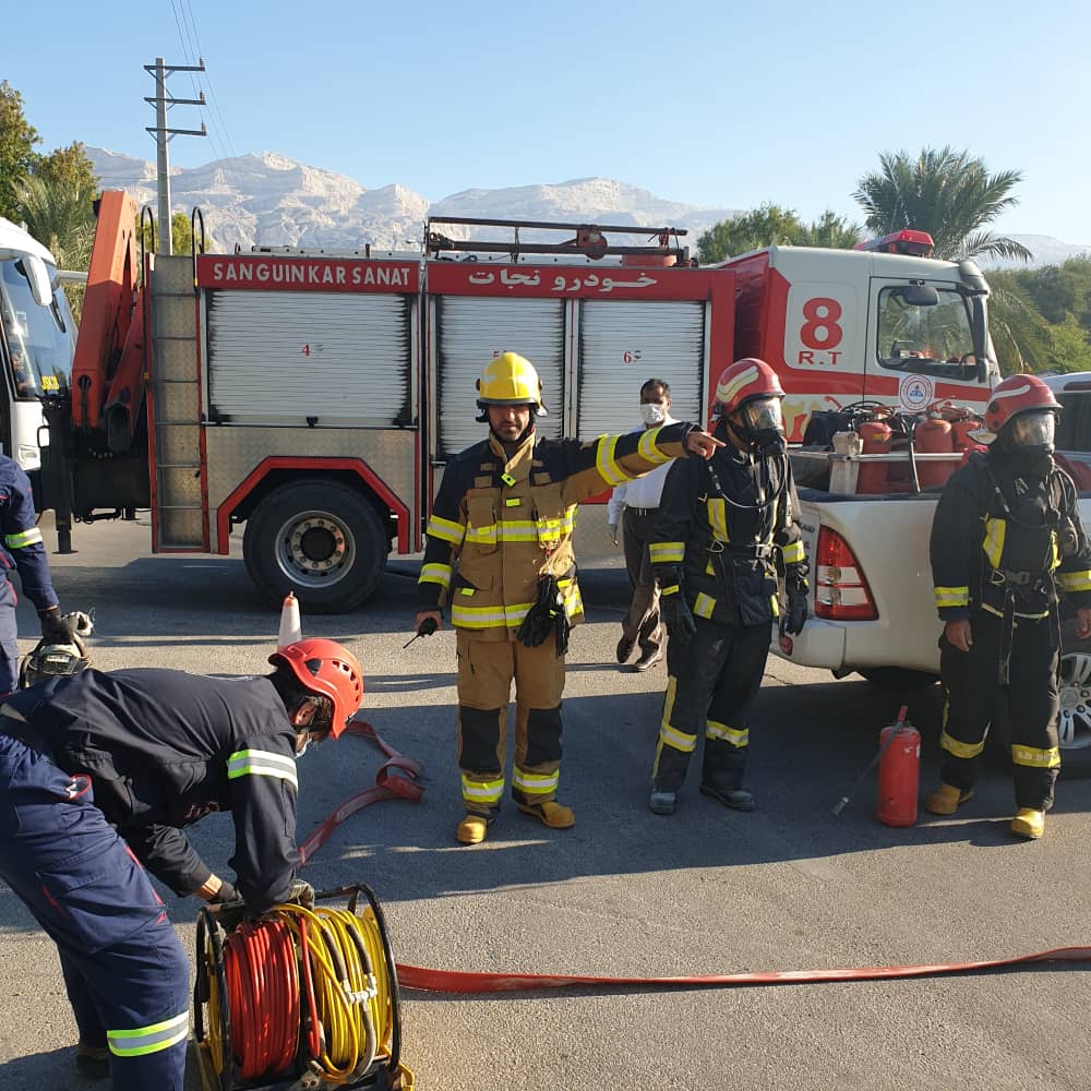 مانور آتش نشانی 4