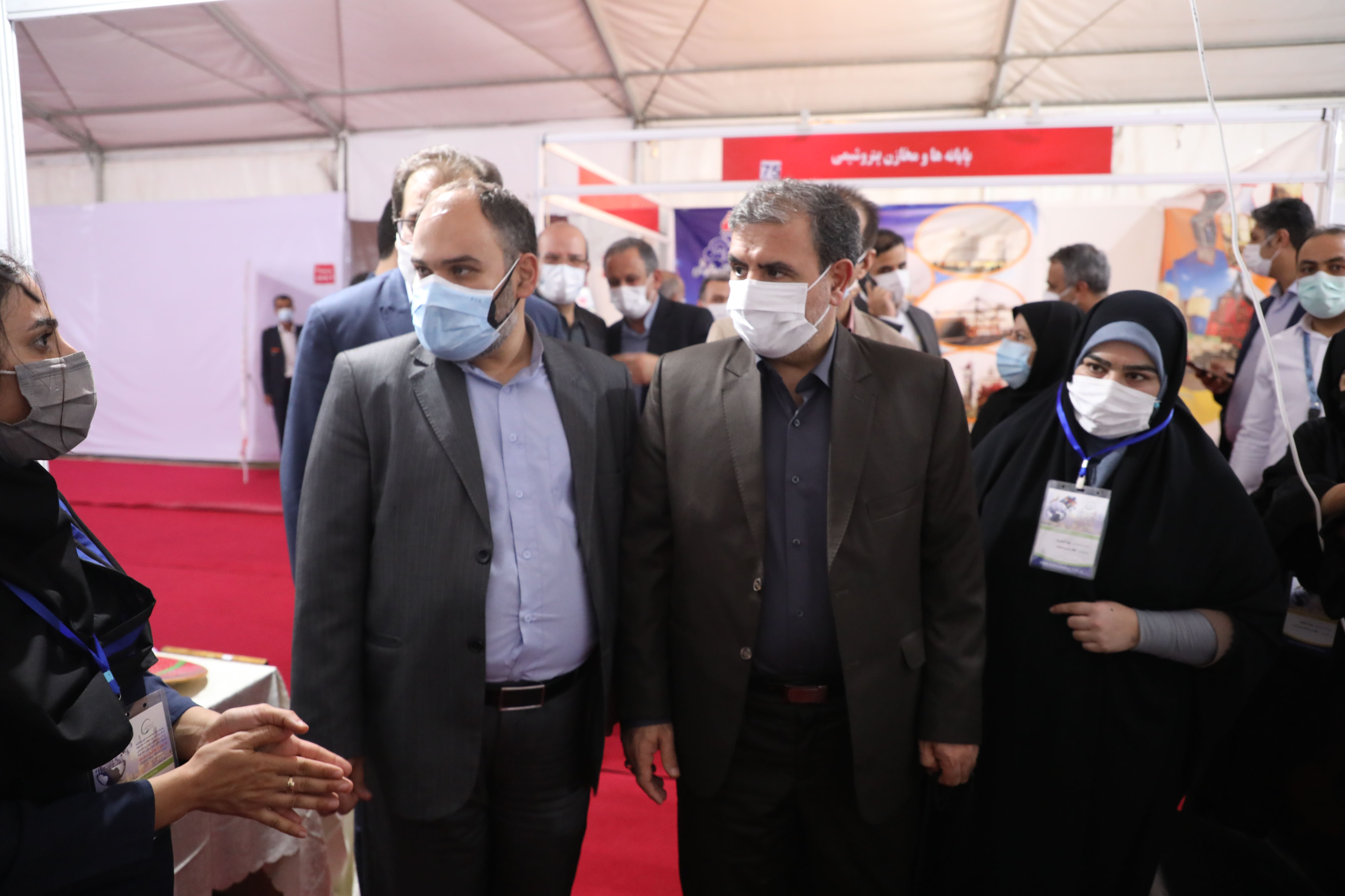 دیدار مدیر عامل از نمایشگاه 3