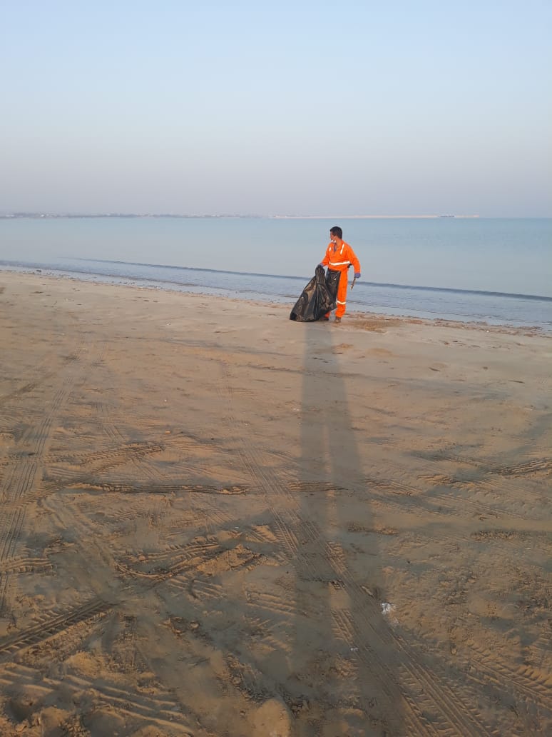 پاکسازی سواحل نایبند 8