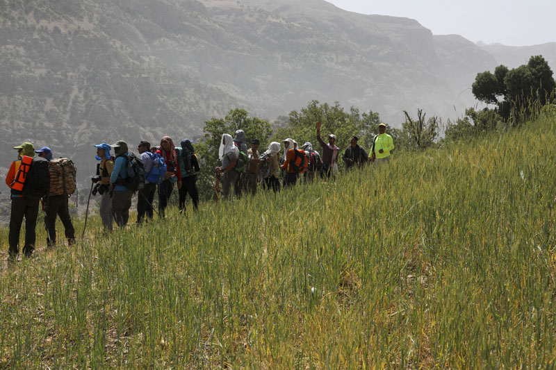 پیمایش مسیر آبشار زرد لیمه در کوهرنگ  6