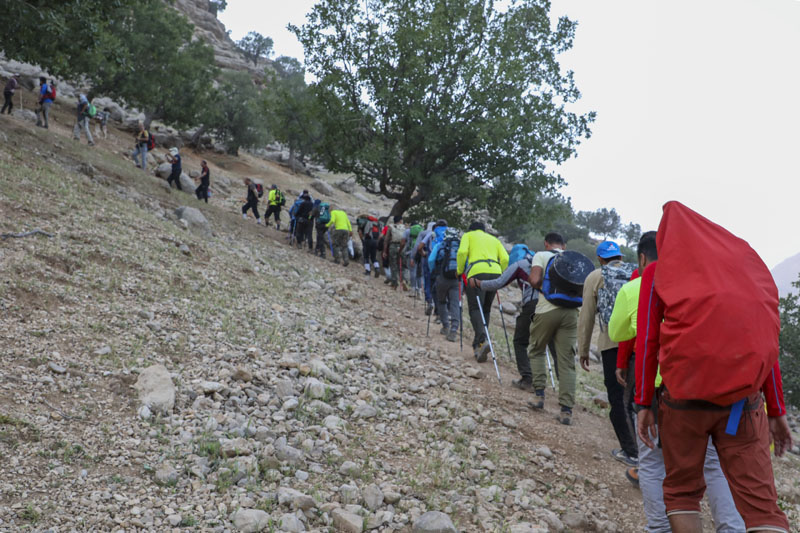 پیمایش مسیر آبشار زرد لیمه در کوهرنگ  15