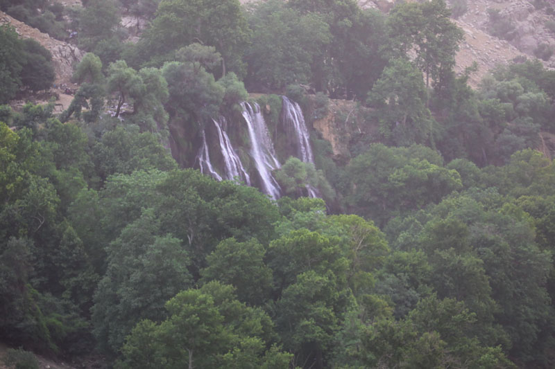 پیمایش مسیر آبشار زرد لیمه در کوهرنگ  24