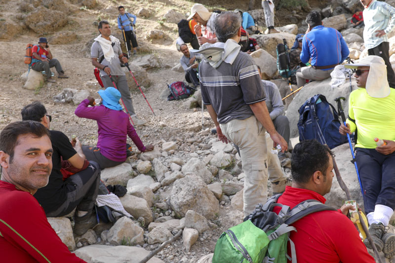 پیمایش مسیر آبشار زرد لیمه در کوهرنگ  57