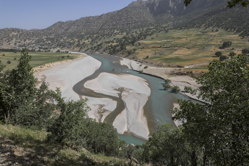 پیمایش مسیر آبشار زرد لیمه در کوهرنگ  59