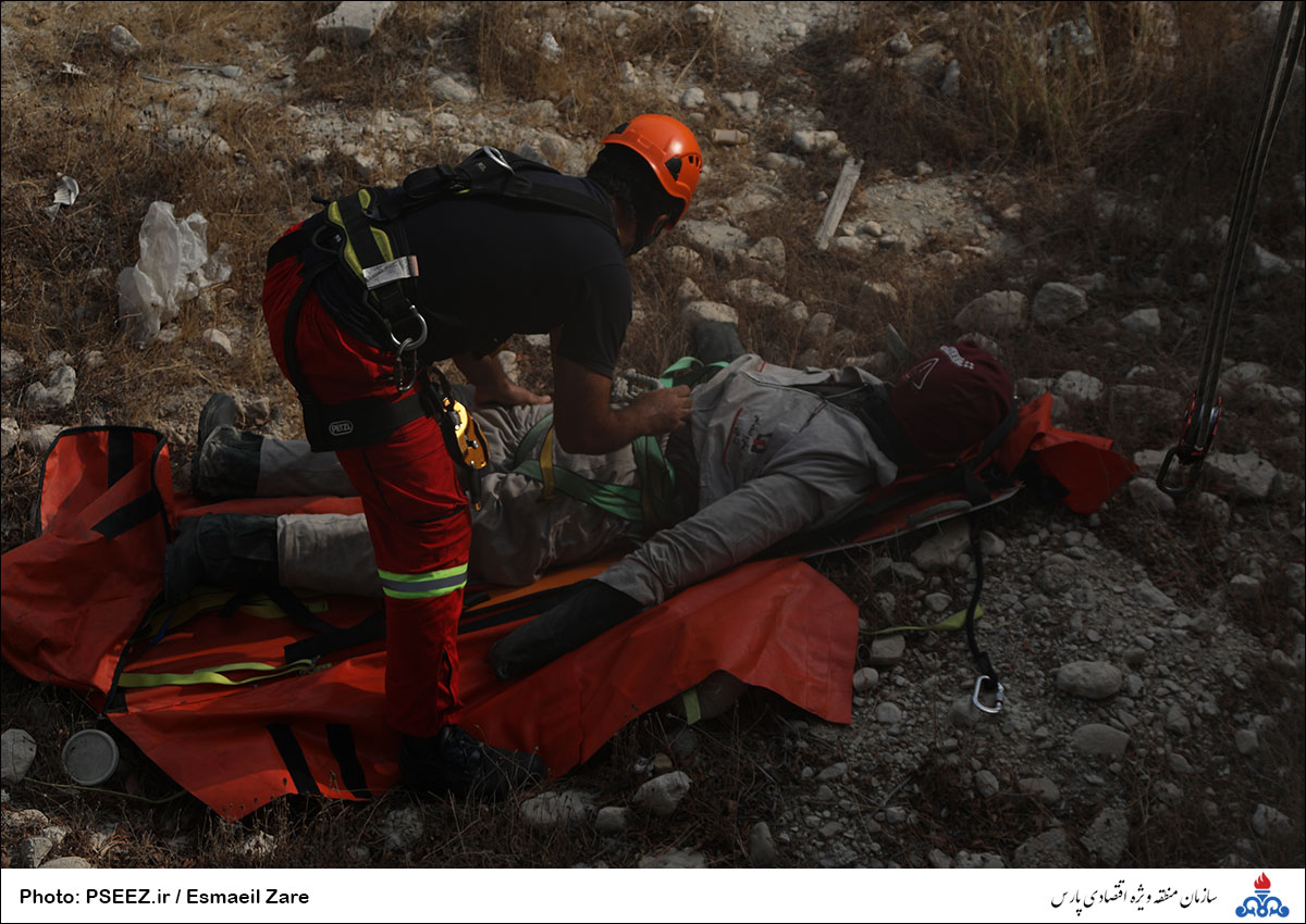 مانور نجات آتش نشانی منطقه 5