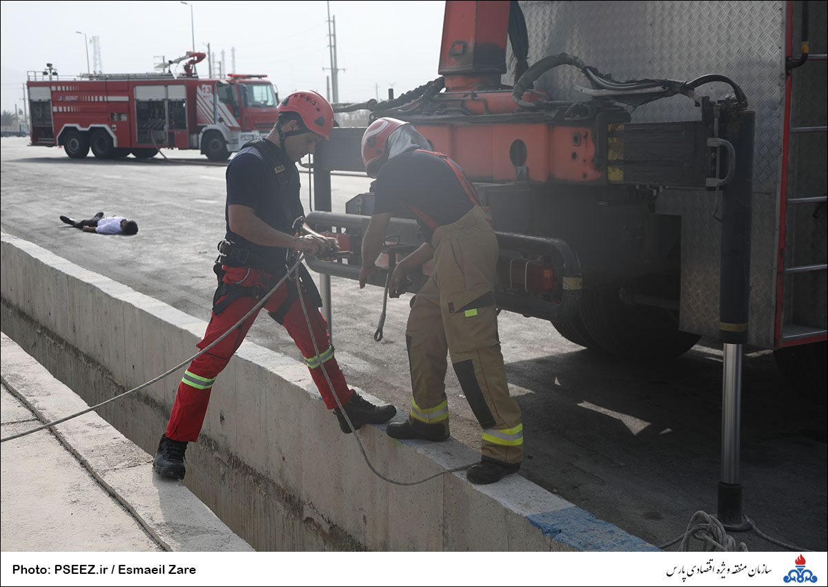 مانور نجات آتش نشانی منطقه 6