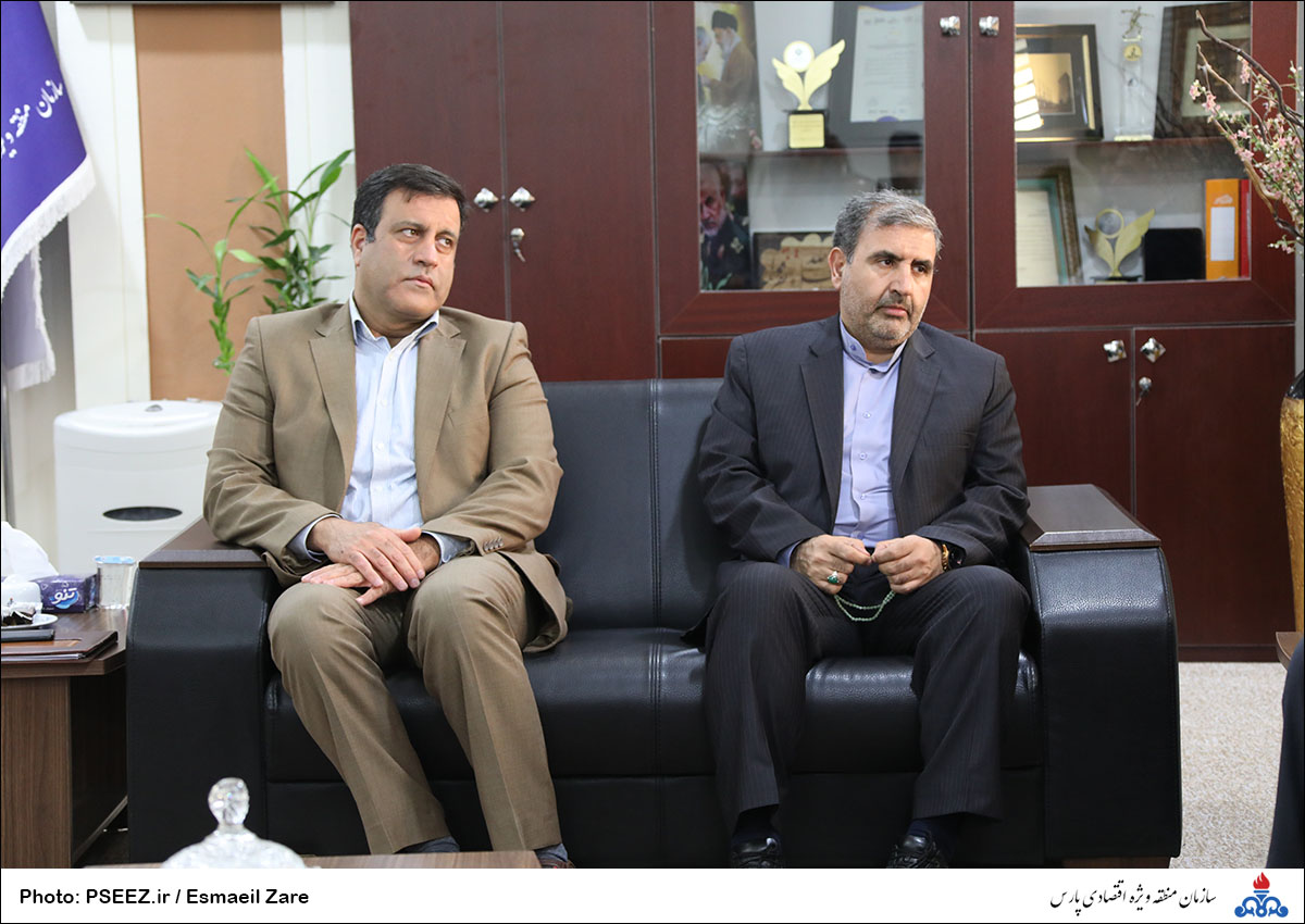 دیدار مدیر عامل و رئیس پارک علم و فن آوری استان بوشهر 13