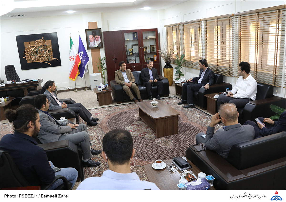 دیدار مدیر عامل و رئیس پارک علم و فن آوری استان بوشهر 23