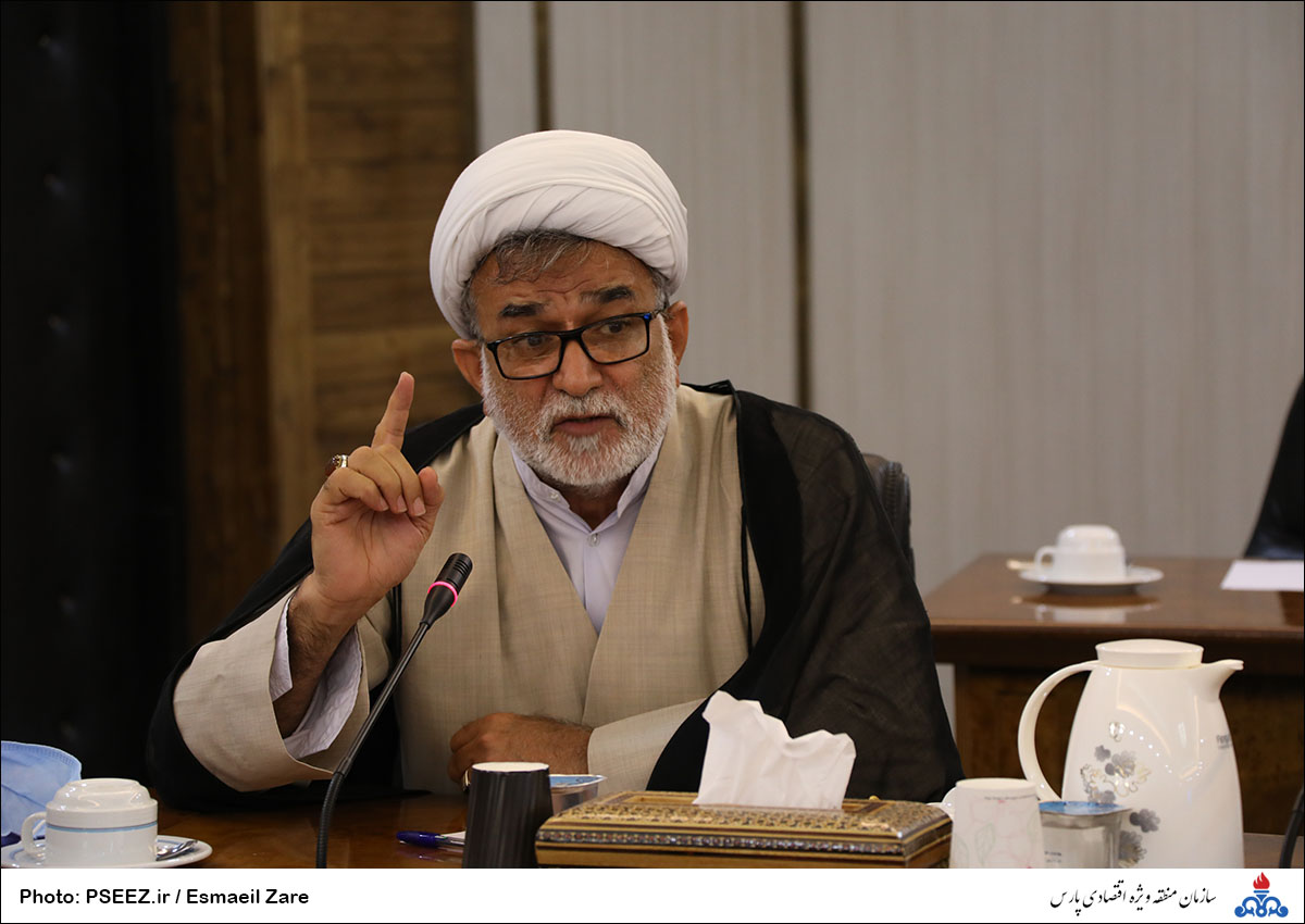 جلسه دکتر احمدی جهت بحران آب جم 38