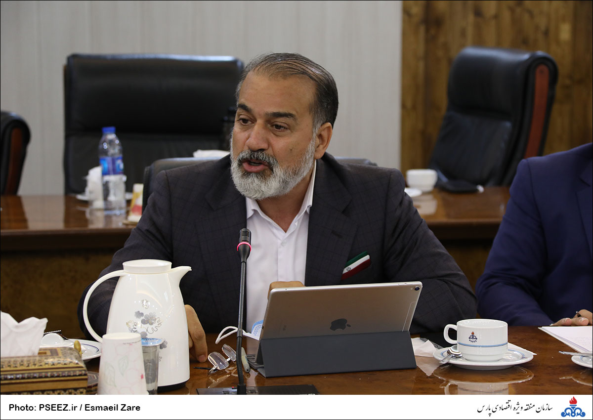 جلسه دکتر احمدی جهت بحران آب جم 46