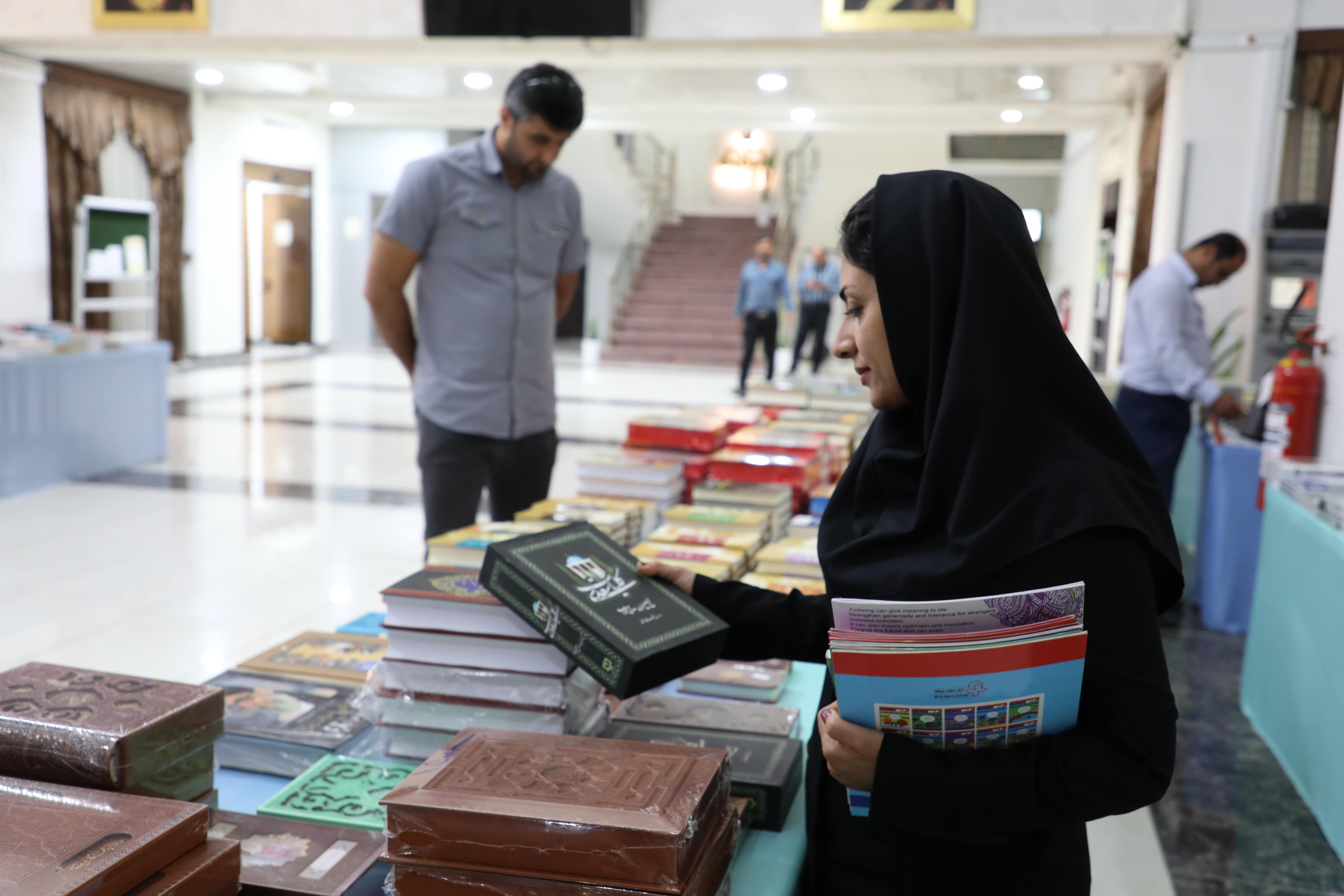 نمایشگاه کتاب 5