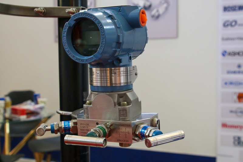 افتتاه نمایشگاه نفت و گاز وزیر کشور 3