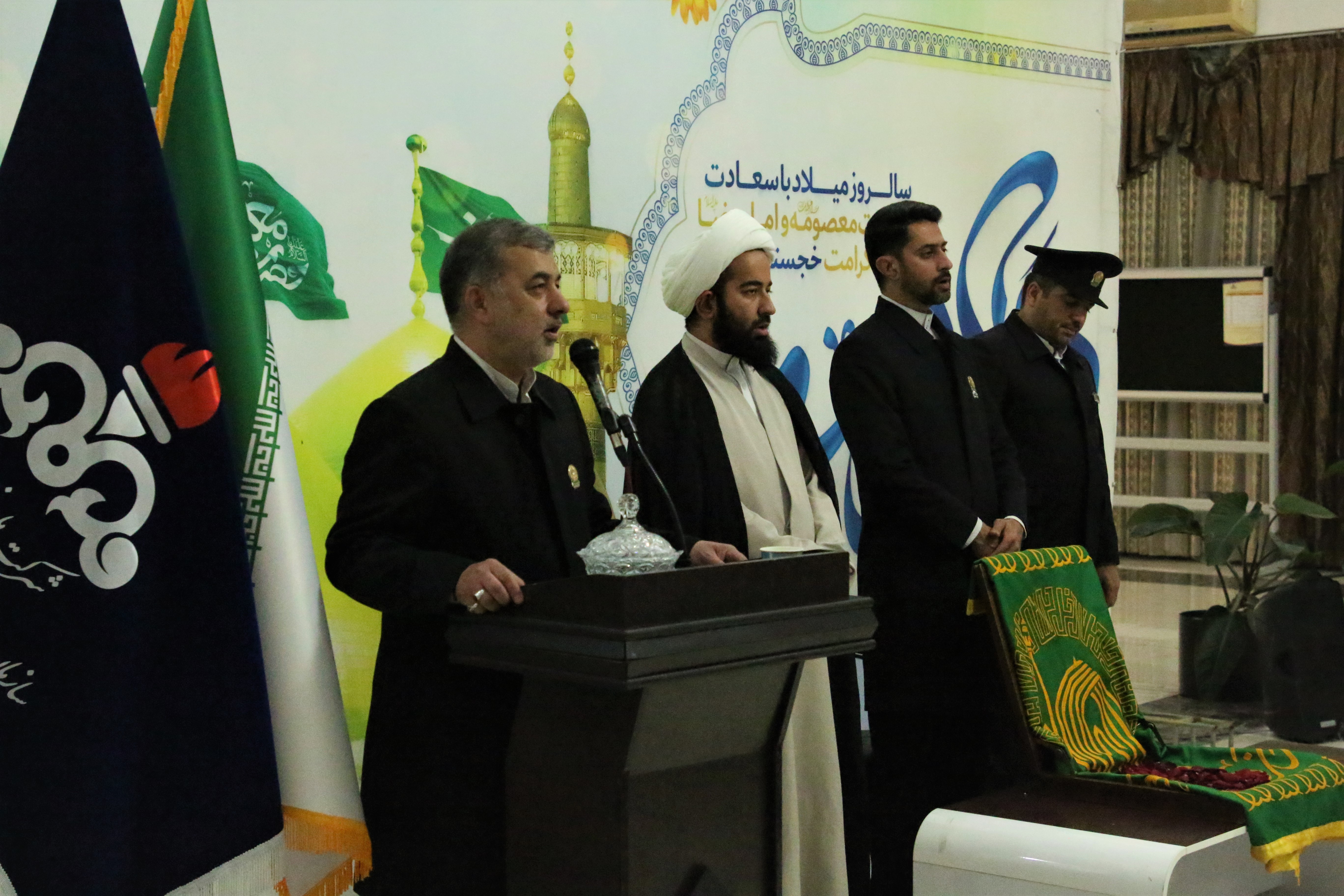 پرچم وخادمین امام رضا 5