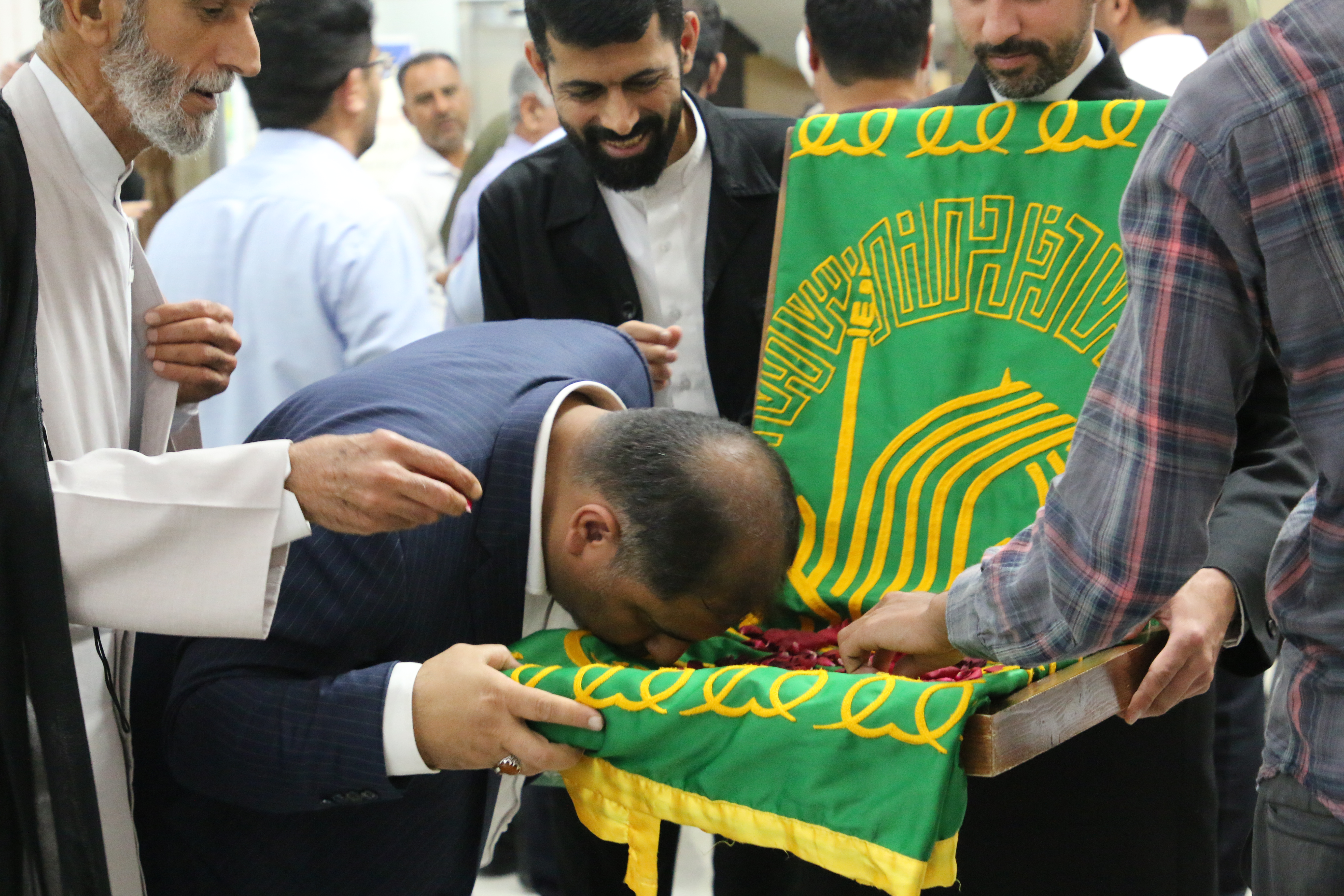 پرچم وخادمین امام رضا 15