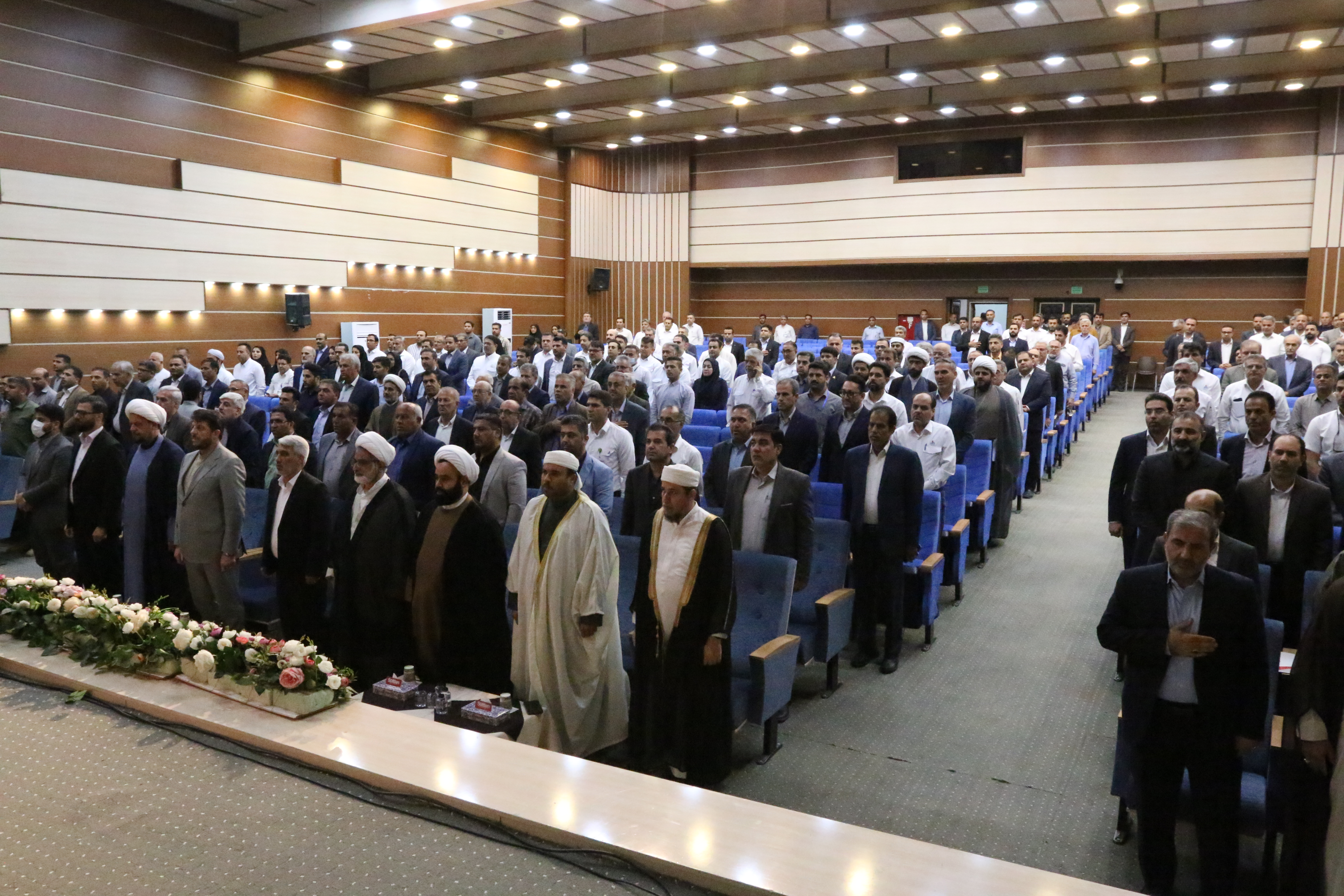 معارفه حیاطی 1