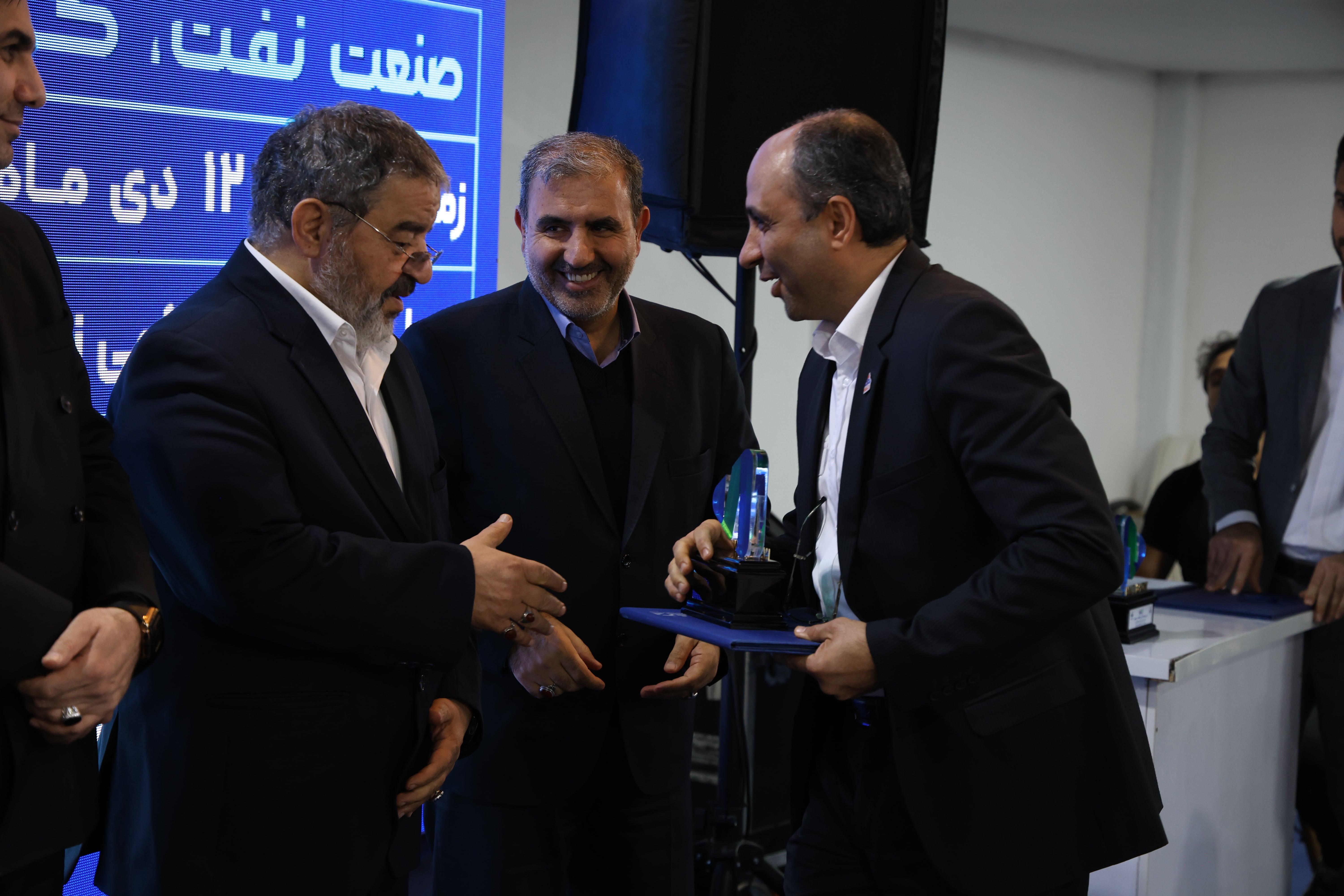 نمایشگاه فناوری 9