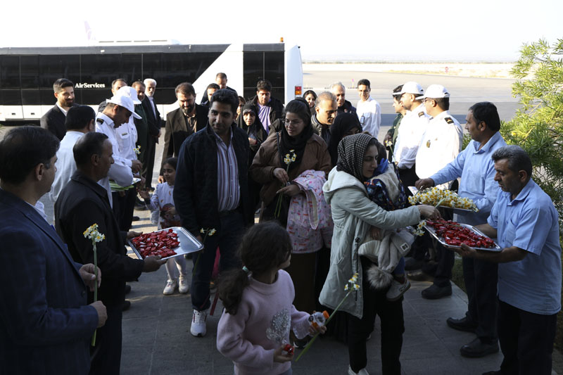 ورود نمادین امام 9