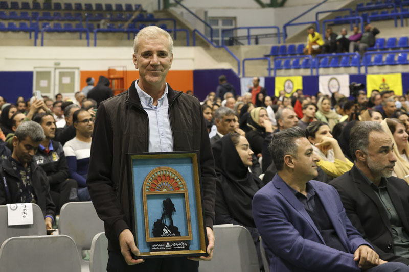 چهارمین همایش کوهنوردان 12