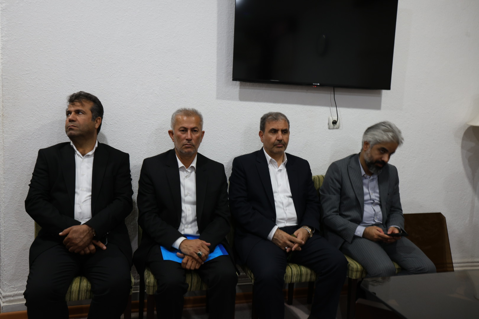 نشست با حجت الاسلام خلیلی