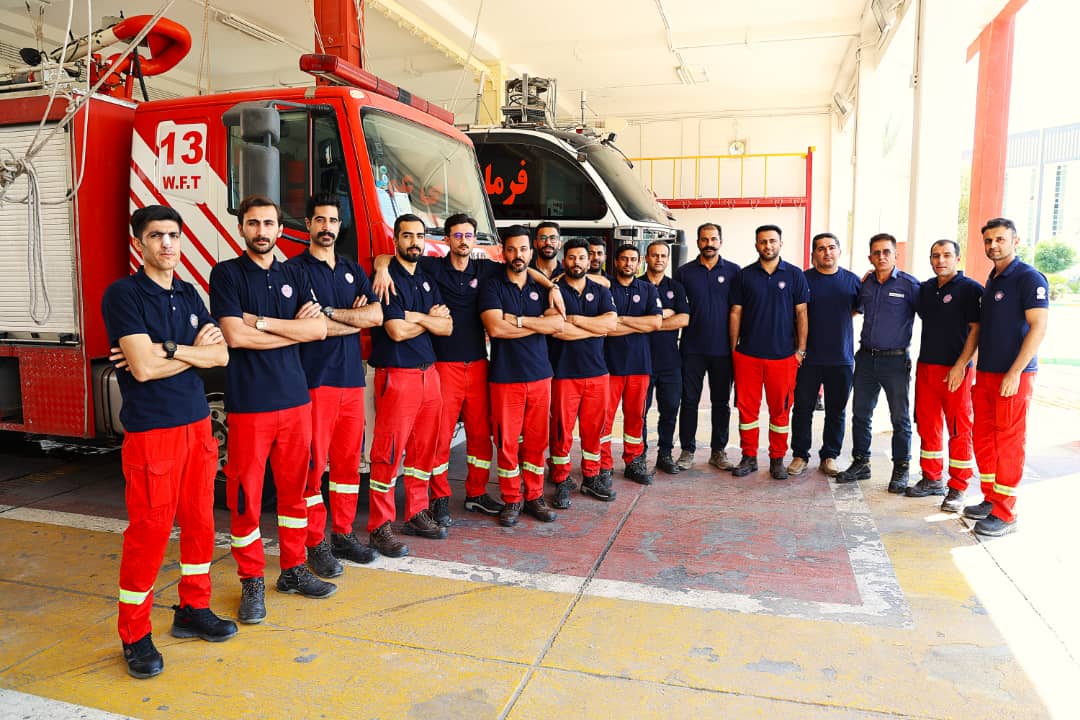 تجلیل از آتش نشانان